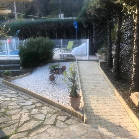 Sumène Chalet מראה חיצוני תמונה