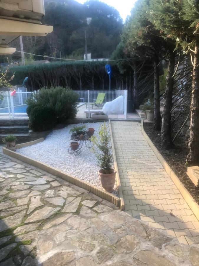 Sumène Chalet מראה חיצוני תמונה